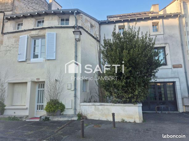 Maison 7 pièces 204 m²