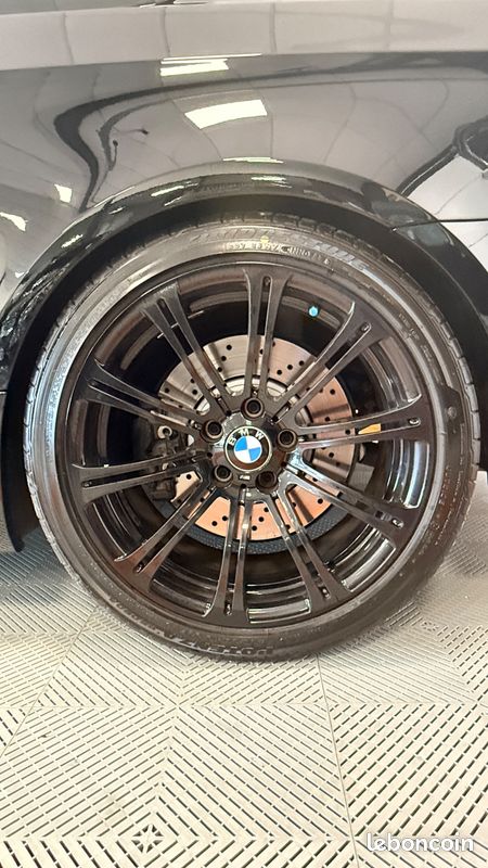 BMW M3 4.0 V8 420CV (E92) EDITION LIMITE BLACK AND WHITE (707 EXEMPLAIRES) BOITE DKg (image 4)