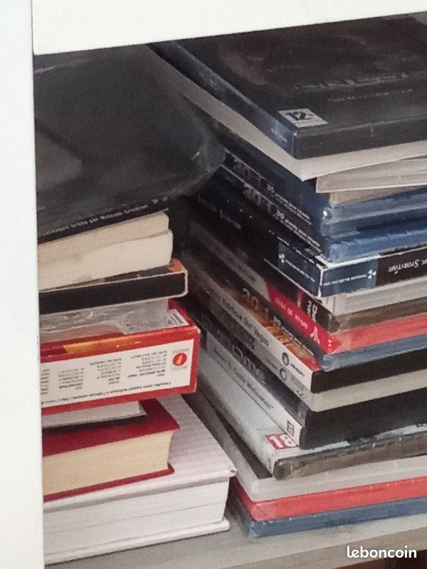 Sac a dos Mystère avec, DVD et autre (image 3)