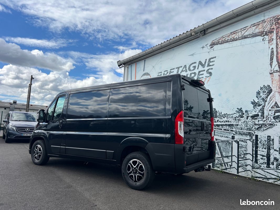 35950 ht Ducato L2H1 3.5 BVA8 Pack Premium Connect + (image 10)