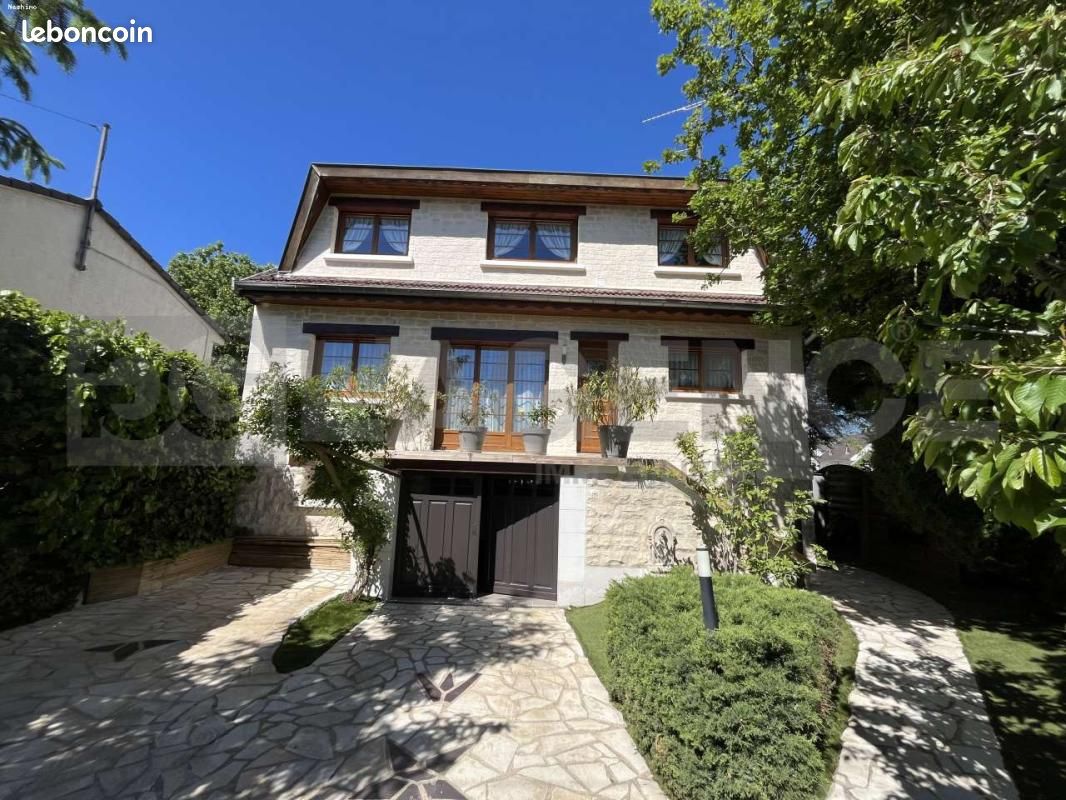 Maison 7 pièces 140 m² · à Coubron · 140 m² · 488 000 €