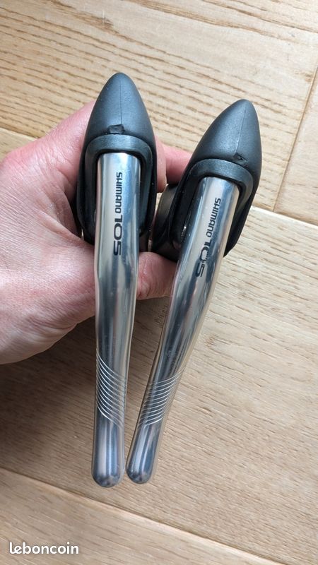 VELO DE ROUTE RCR SHIMANO 105 DI2 12S CAPTEUR DE PUISSANCE CARBON BRUT VELO DE ROUTE RCR SHIMANO 105 DI2 12S CAPTEUR DE PUISSANCE CARBON BRUT