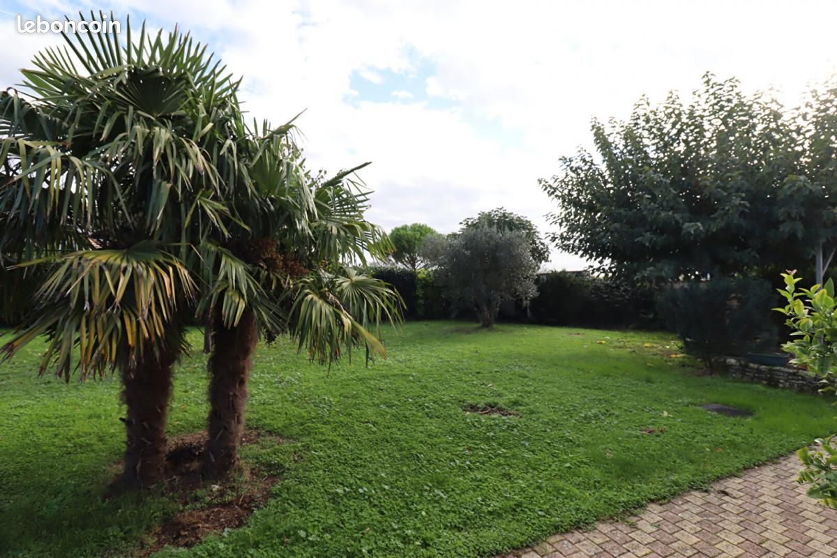 Maison 6 pièces 195 m² - Val-du-Mignon 79210 (image principale 9)