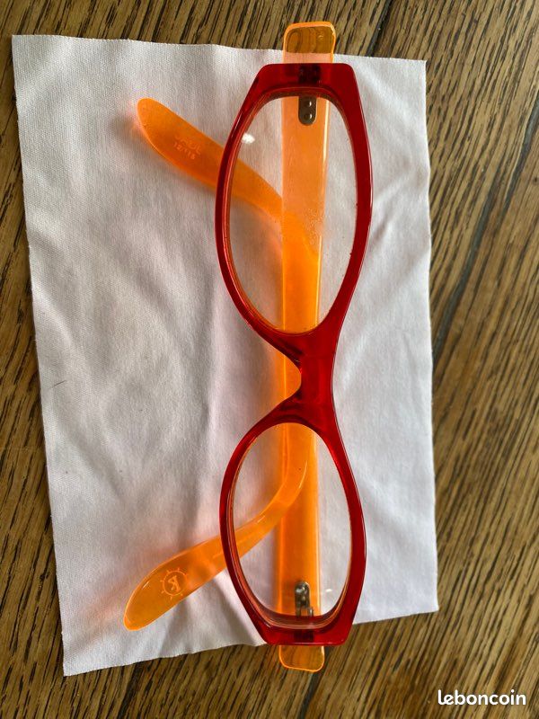 Monture de lunettes (image 1)