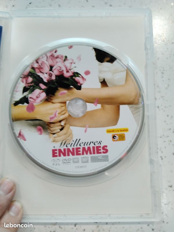 DVD Meilleures Ennemies (image 3)