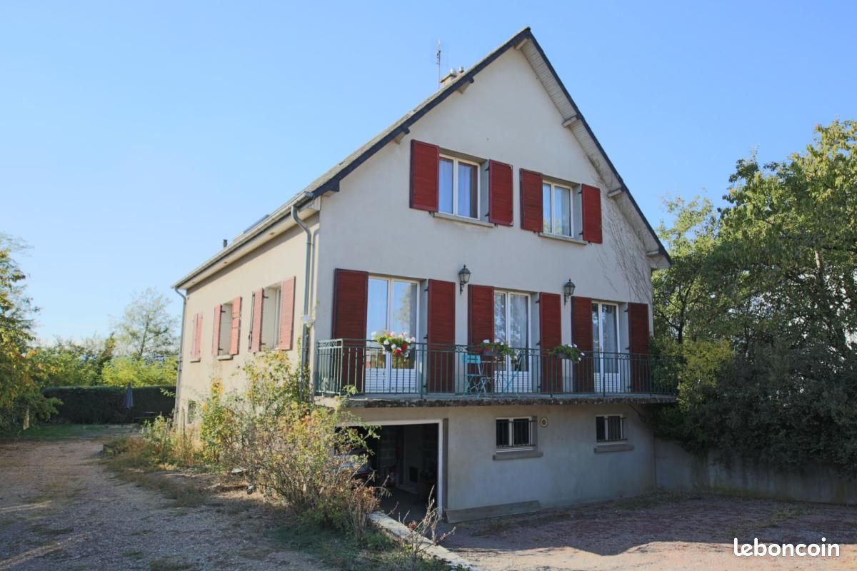 Maison 6 pièces 195 m² · à Autun · 195 m² · 215 000 €