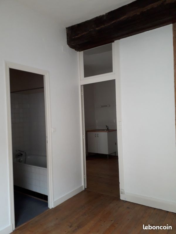 Appartement 2 pièces 30 m² · à Laval · 30,5 m² · 292 €