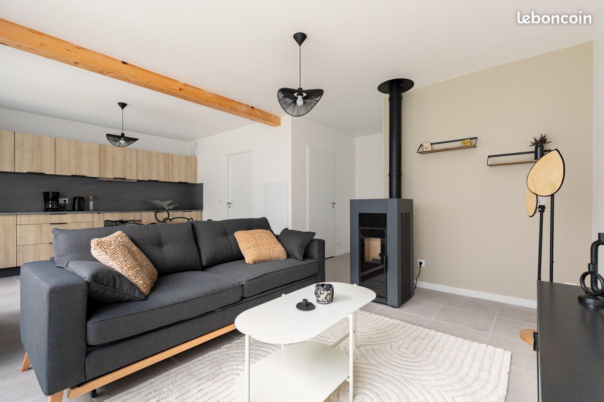 Maison 3 pièces 67 m² · à Bordeaux · 67 m² · 369 000 €
