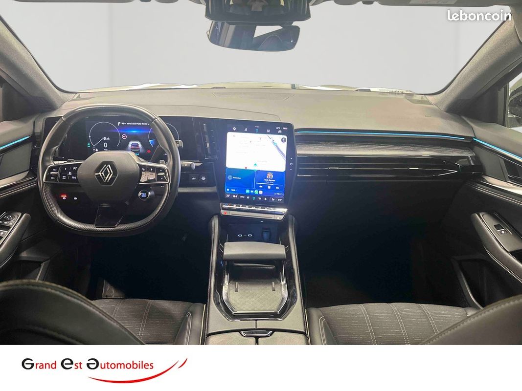 RENAULT Austral mild hybrid 160 auto Iconic (image 9)