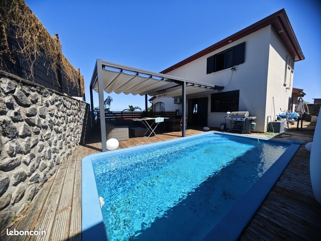 Maison 5 pièces 130 m² · à La Possession · 130 m² · 469 000 €