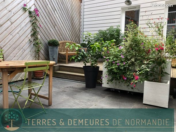 https://img.leboncoin.fr/api/v1/lbcpb1/images/92/d2/24/92d2245317174fc5cc7dce729aec24730daee0f0.jpg?rule=ad-image