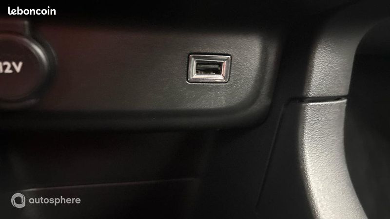 Citroen C3 1.2 PureTech 83ch S&S C-Series 123g (image 30)