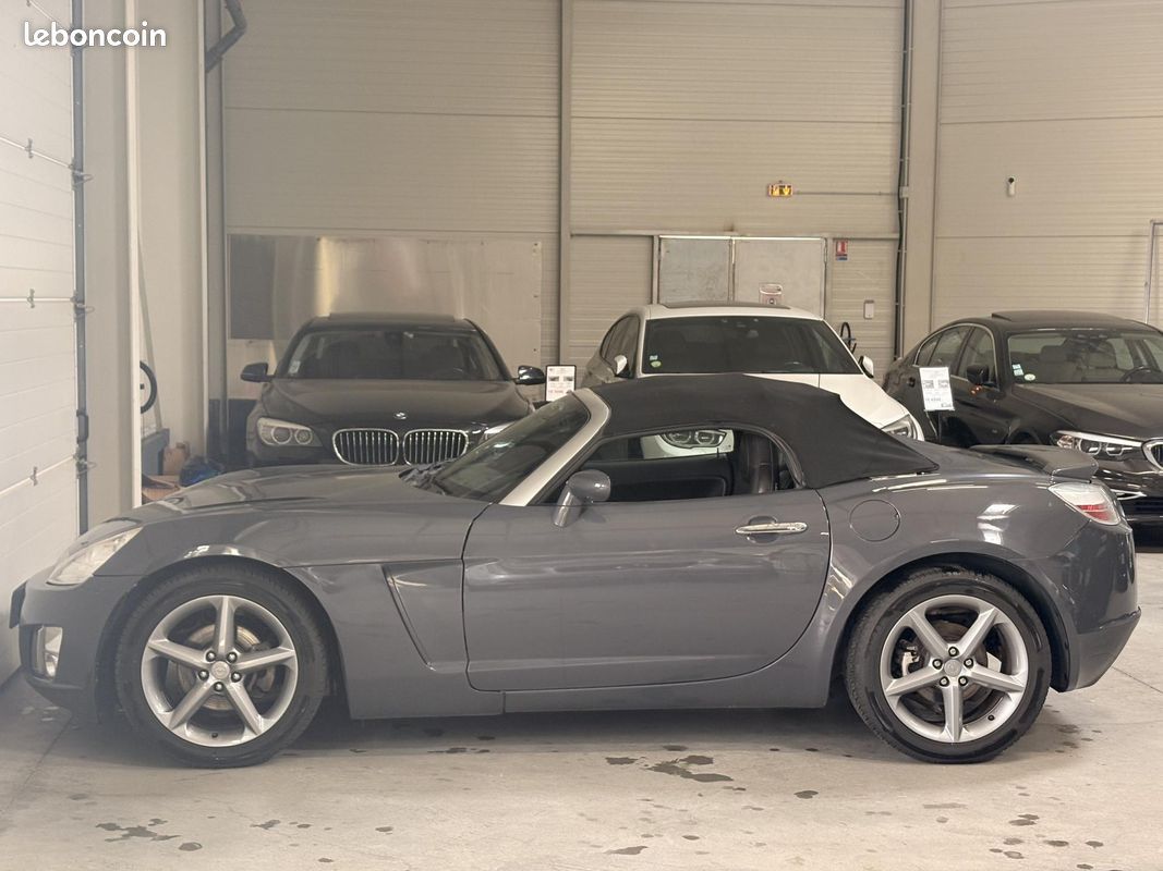 OPEL GT 2.0i Turbo Ecotec ROADSTER (image 2)