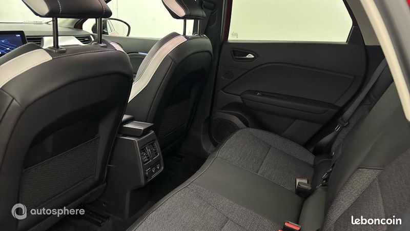 Renault Captur 1.6 E-Tech hybride 145ch Engineered (image 13)
