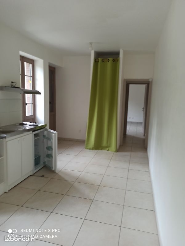 Appartement 2 pièces 38 m² · à Crémieu · 38 m² · 120 000 €