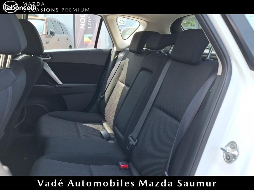 Mazda 3 2.2L MZR-CD DYNAMIQUE (image 9)