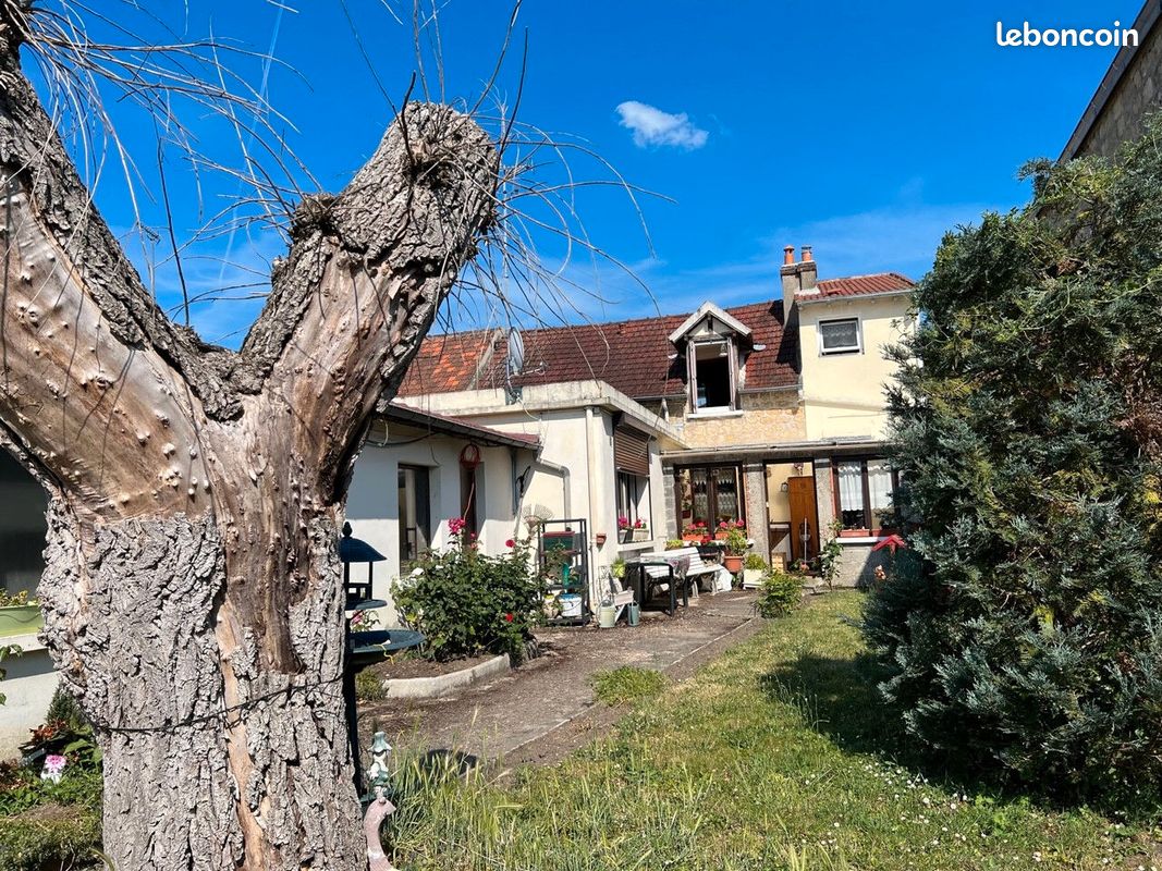 Maison 8 pièces 153 m² · à L'Isle-Adam · 153 m² · 402 000 €