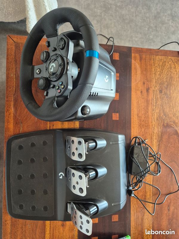 Logitech G923 Xbox one / SERIE X et S ou PC volant+ pedales (image 2)