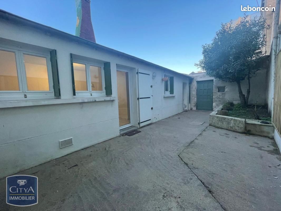 Appartement a louer blois - 1 pièce(s) - 45 m2 - Surfyn