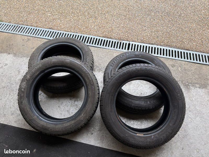 4 pneus 145/70 R13 (image 1)