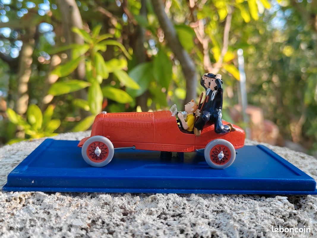 Voiture Tintin 1/24 Le Bolide Rouge – Les Cigares Du Pharaon, Hachette Neuf