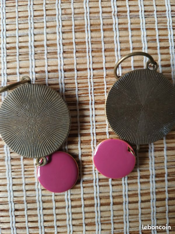 Boucles d'oreilles vaisselle recyclée (image 2)
