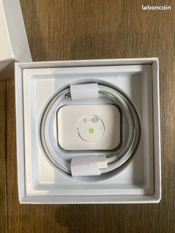 AirPod Pro 2 (image 1)