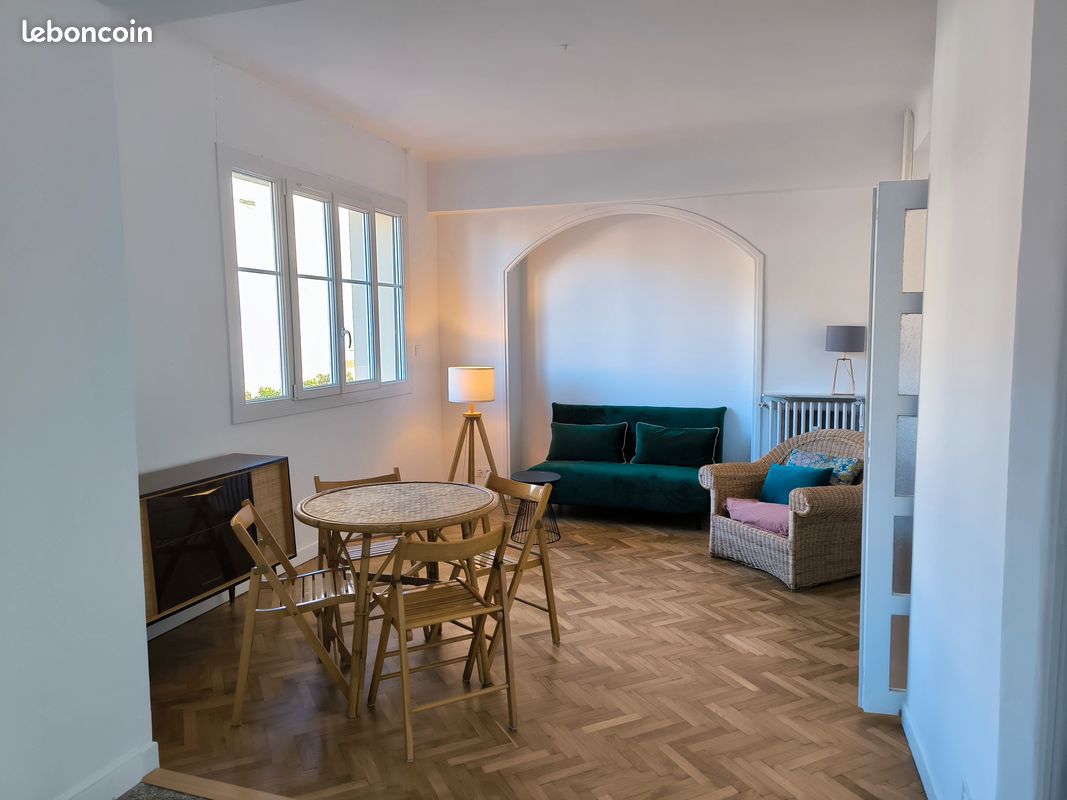 Appartement 4 pièces 83 m² · à Toulon · 83 m² · 1 050 €/mois