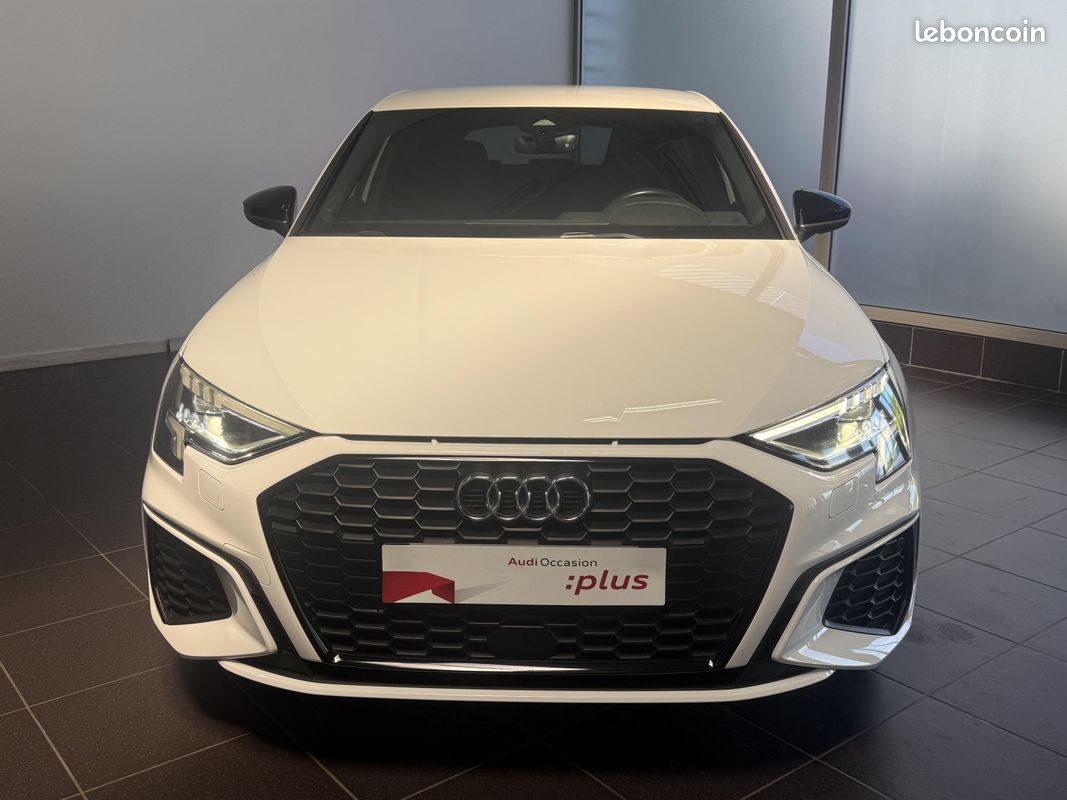 AUDI A3 Sportback 35 TDI 150 S tronic 7 S Line (image 6)