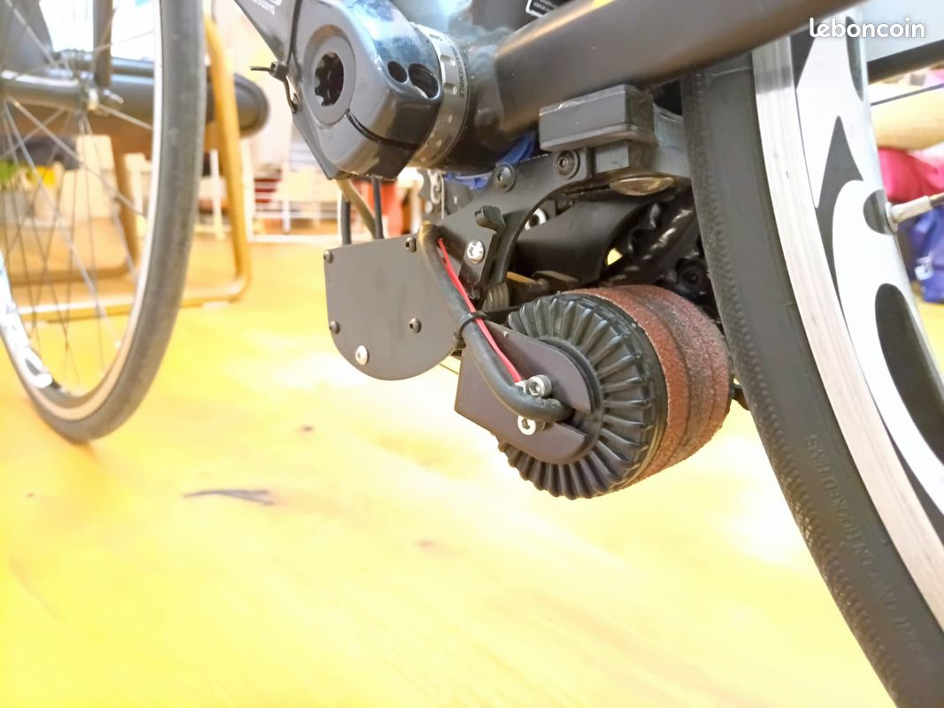 Vélo route électrique GBOOST Triban 520 taille XS Vélos