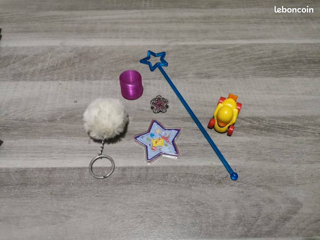 Petits jouets divers (image 1)