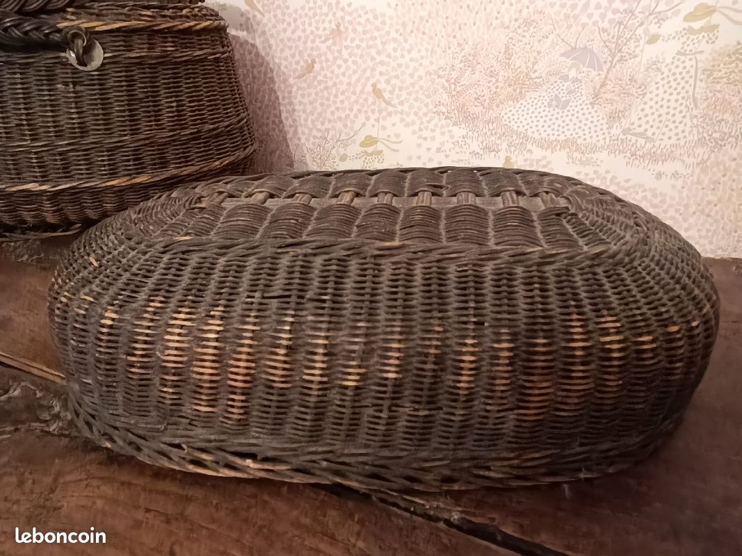 Panier en rotin noir (image 5)