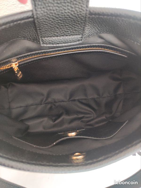 Magnifique sac neuf Love Moschino en cuir (image 8)