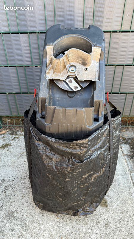 Broyeur de végétaux à lames (image 2)