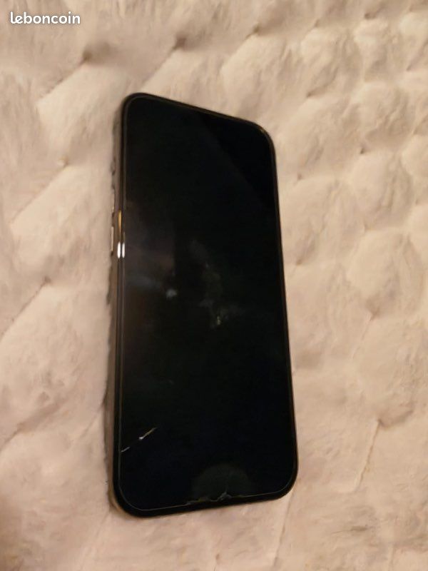 IPhone 15 Pro (image 1)
