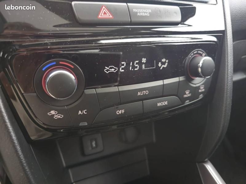 Suzuki Vitara 1.4 Boosterjet Hybrid 110ch Style Auto MY25 (image 24)