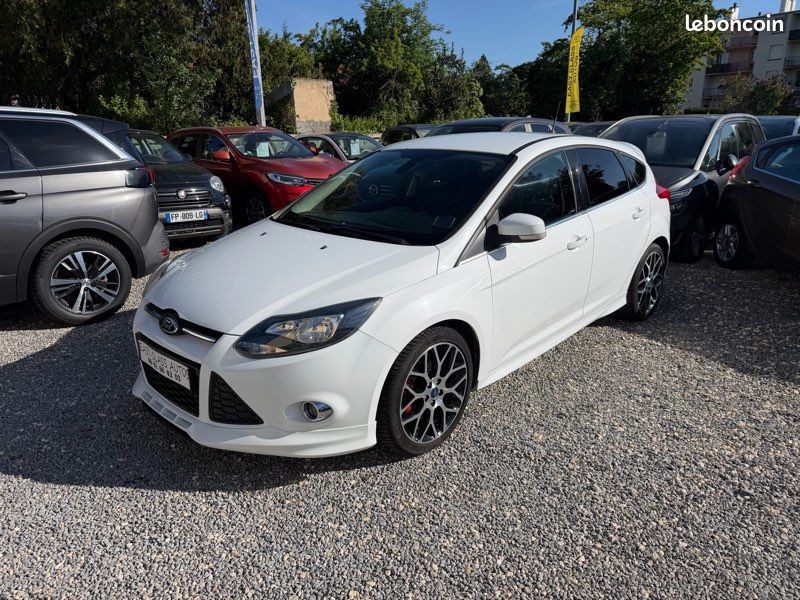 Ford FOCUS 2.0 TDCI 140ch BOÎTE AUTO GPS/RADAR AR/ATTELAGE/CLIM AUTO (image 1)