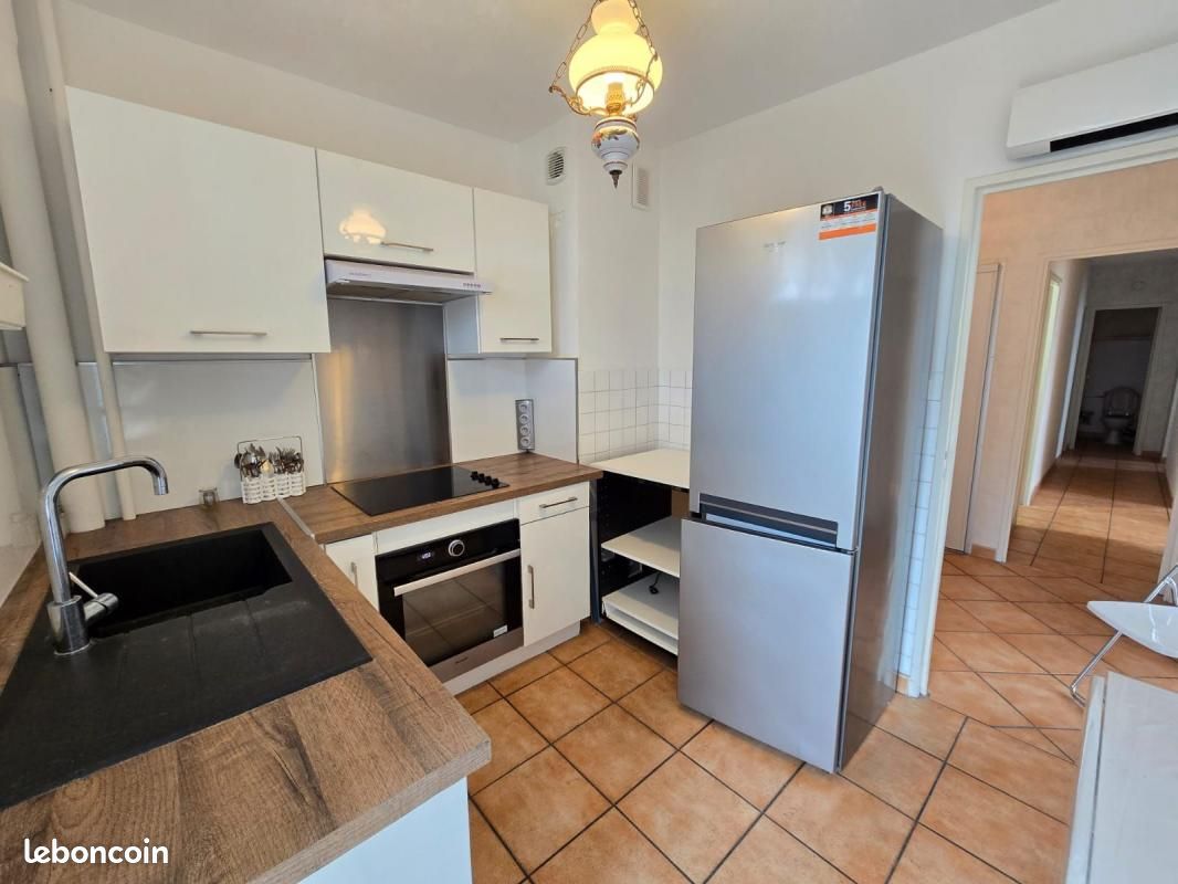 Appartement 3 pièces 74 m² · à Salon-de-Provence · 74 m² · 795 €/mois