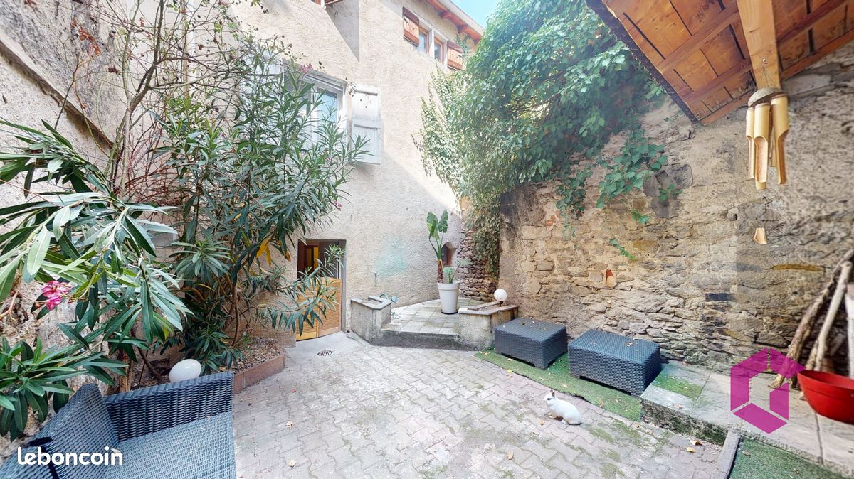 Maison 7 pièces 170 m² · à Montbrison · 170 m² · 199 000 €