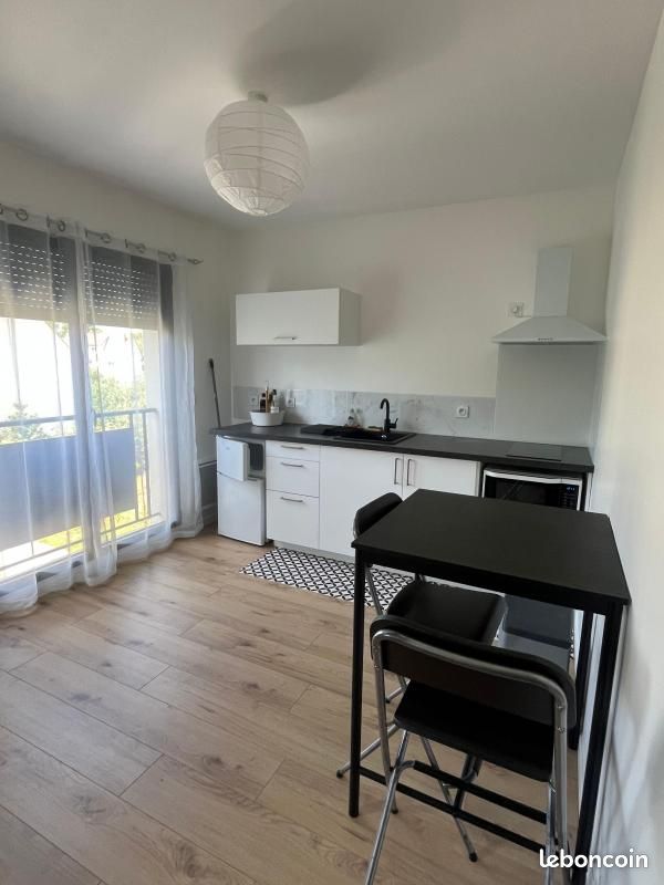 Appartement 1 pièce 22 m² · à Palaiseau · 22 m² · 745 €/mois