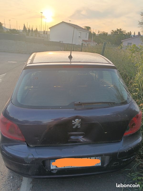 Voiture pour pièces (image 6)
