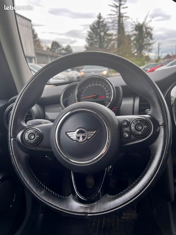 Mini cooper 1.5 cooper 135 ch  5 portes  gps  garantie 48 mois possible (image 9)