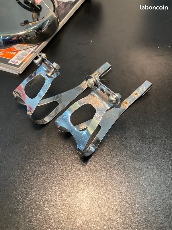 Pédales vintage KKT Pro Vic II argent 9/16 avec bouchons anti-poussière