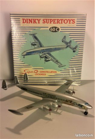 DINKY TOYS AVION 1/200 - Lockheed Super G Constellation 60C Qantas EUR