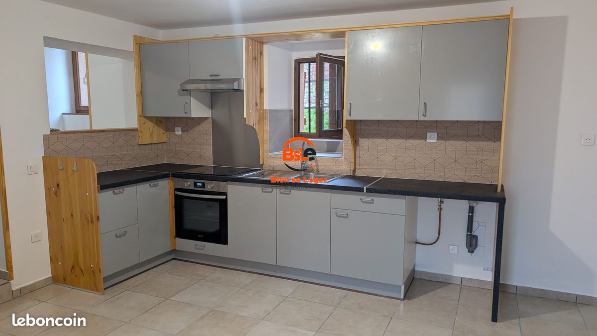 Maison 3 pièces 78 m² · à Ravel · 78 m² · 800 €/mois