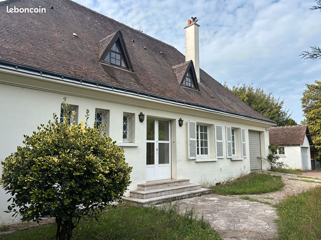 Maison 8 pièces 218 m² · à Saint-Cyr-sur-Loire · 218 m² · 499 000 €