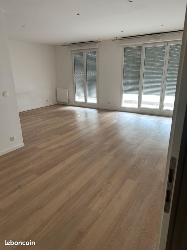 Appartement 4 pièces 83 m² · à Châtillon · 83 m² · 1 770 €