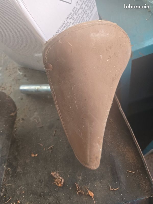Selle Ancienne Motobécane Pour Mobylette Ou Cycle – Vintage, Bon état