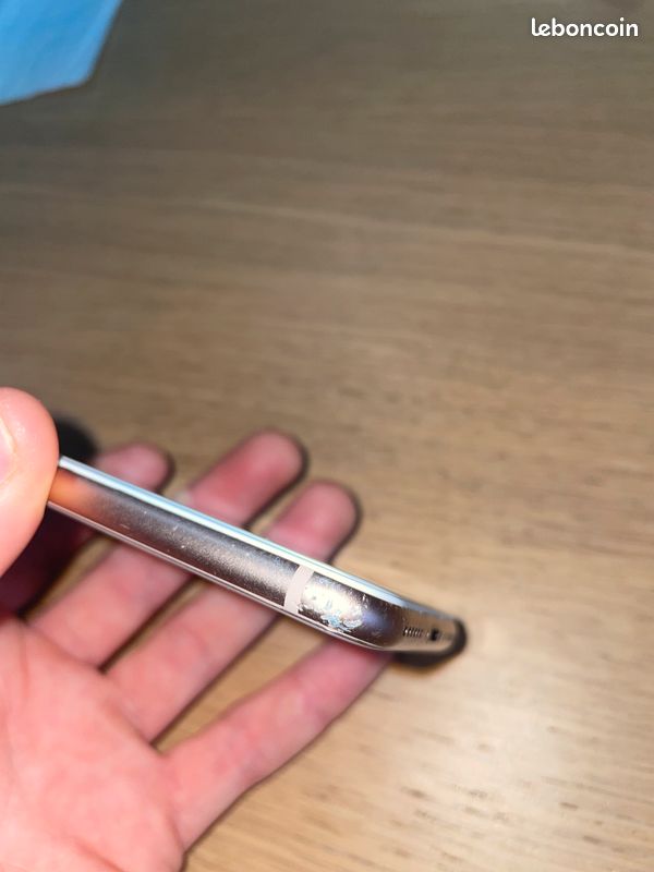 IPhone 8 rose 256Go (image 8)