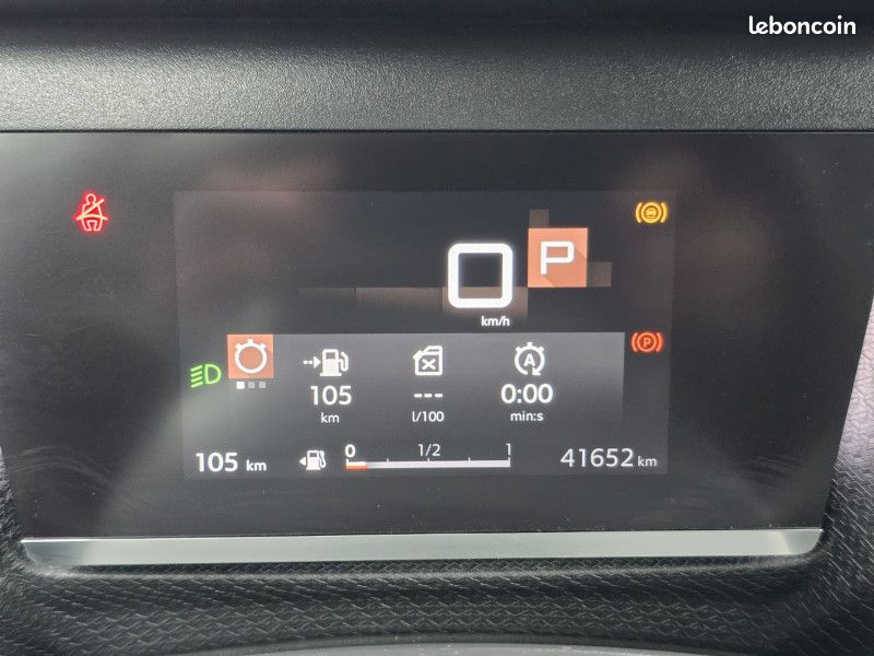 Citroen C4 BLUEHDI 130CH S&S SHINE EAT8 (image 11)
